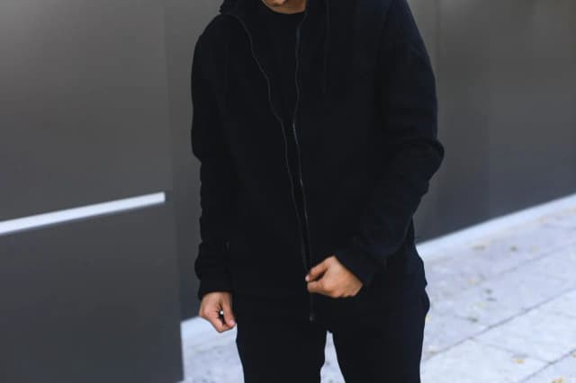 Jaka gramatura bluzy jest najlepsza dla Twojego komfortu i stylu Jaka gramatura bluzy jest najlepsza dla Twojego komfortu i stylu