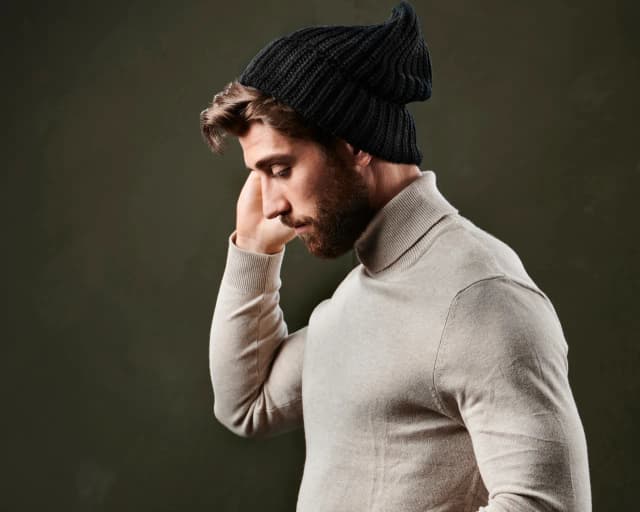 Czapka beanie co to jest? Poznaj jej styl, cechy i historię Czapka beanie co to jest? Poznaj jej styl, cechy i historię